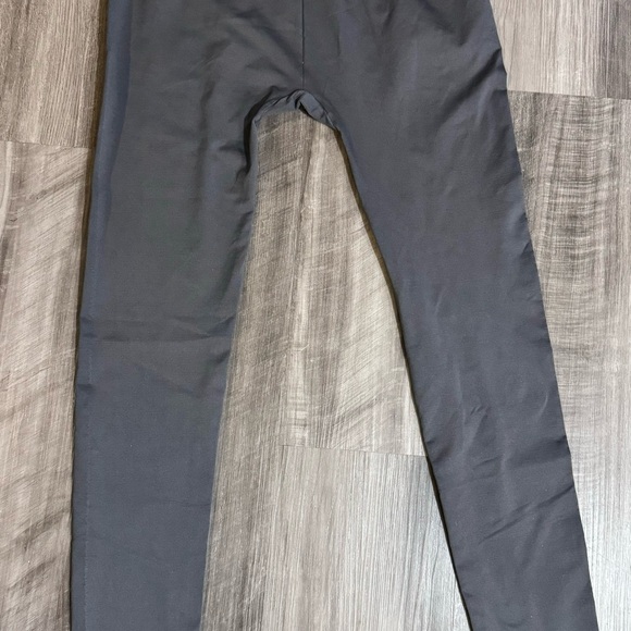 Gymshark Women's Cropped Leggings-Gray with Pink Waistband-Size M - Picture 5 of 6